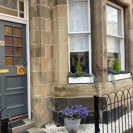 Lovely Main Door 2 Bed Apartment エディンバラ エクステリア 写真