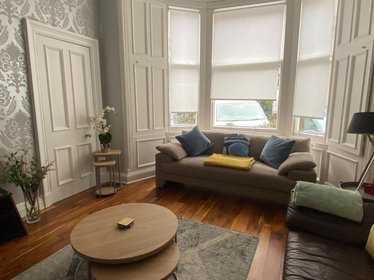Lovely Main Door 2 Bed Apartment エディンバラ エクステリア 写真