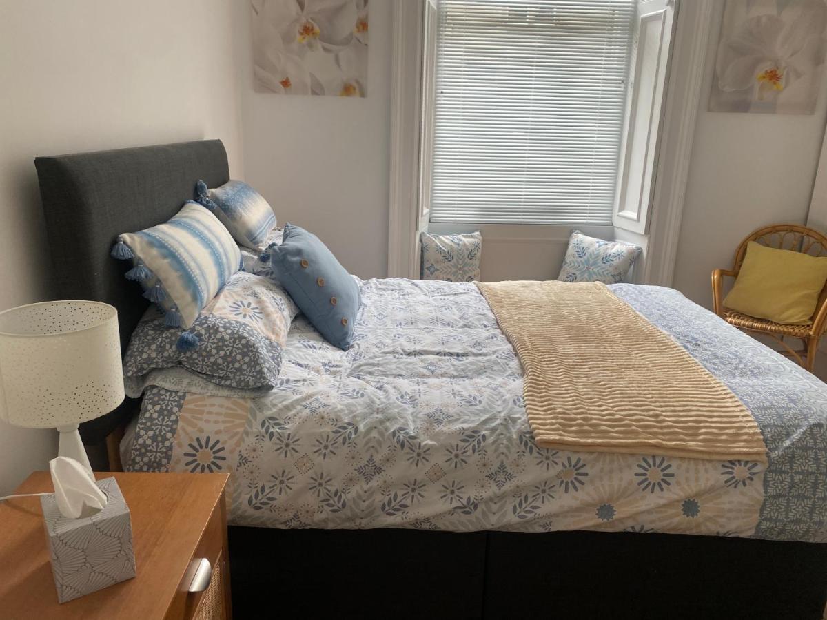 Lovely Main Door 2 Bed Apartment エディンバラ エクステリア 写真